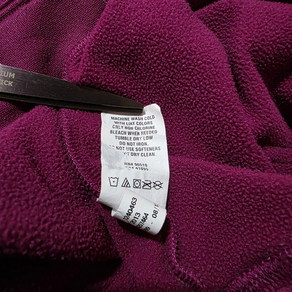 Under Armour Purple Sweatshirt Hoodie Athletic Top Women's Size M - Picture 7 of 11